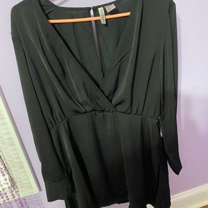 Black Dress Deep V H&M NWOT US SIZE 12